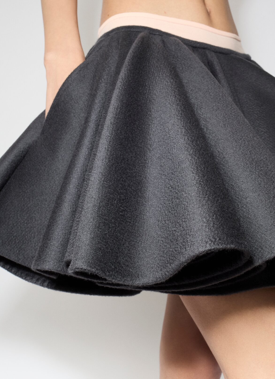 CASHMERE SKATER SKIRT ALAÏA ANTHRACITE CASHMERE SKATER SKIRT